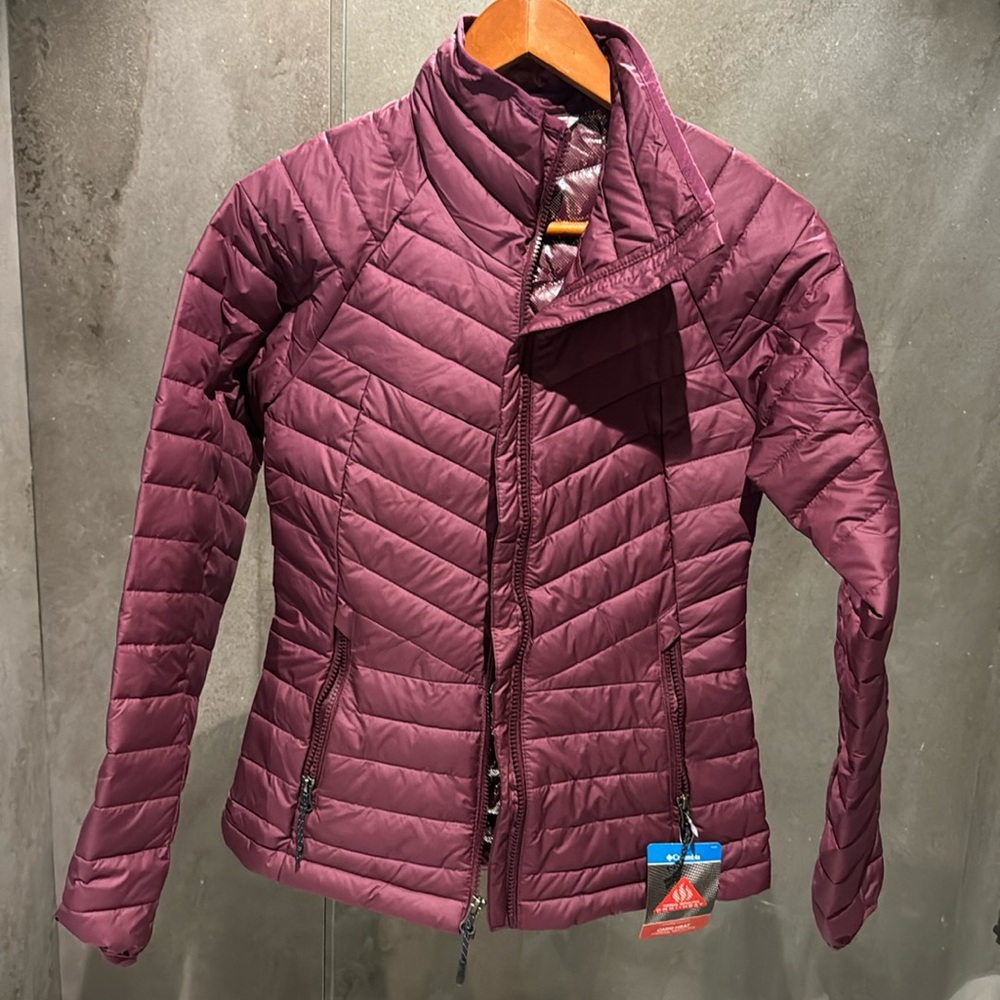 Columbia Omni-hear thermal reflective powder life full zipper with pockets. XS.